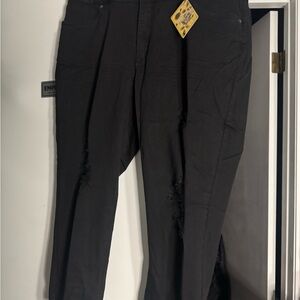 Hybrid & Company black stretch distressed jeans in plus size 22